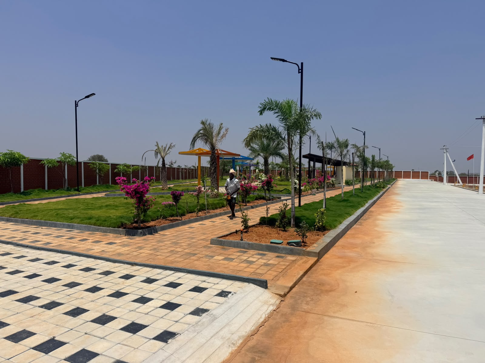 Landscaped Boulevard with Plotted Roads
