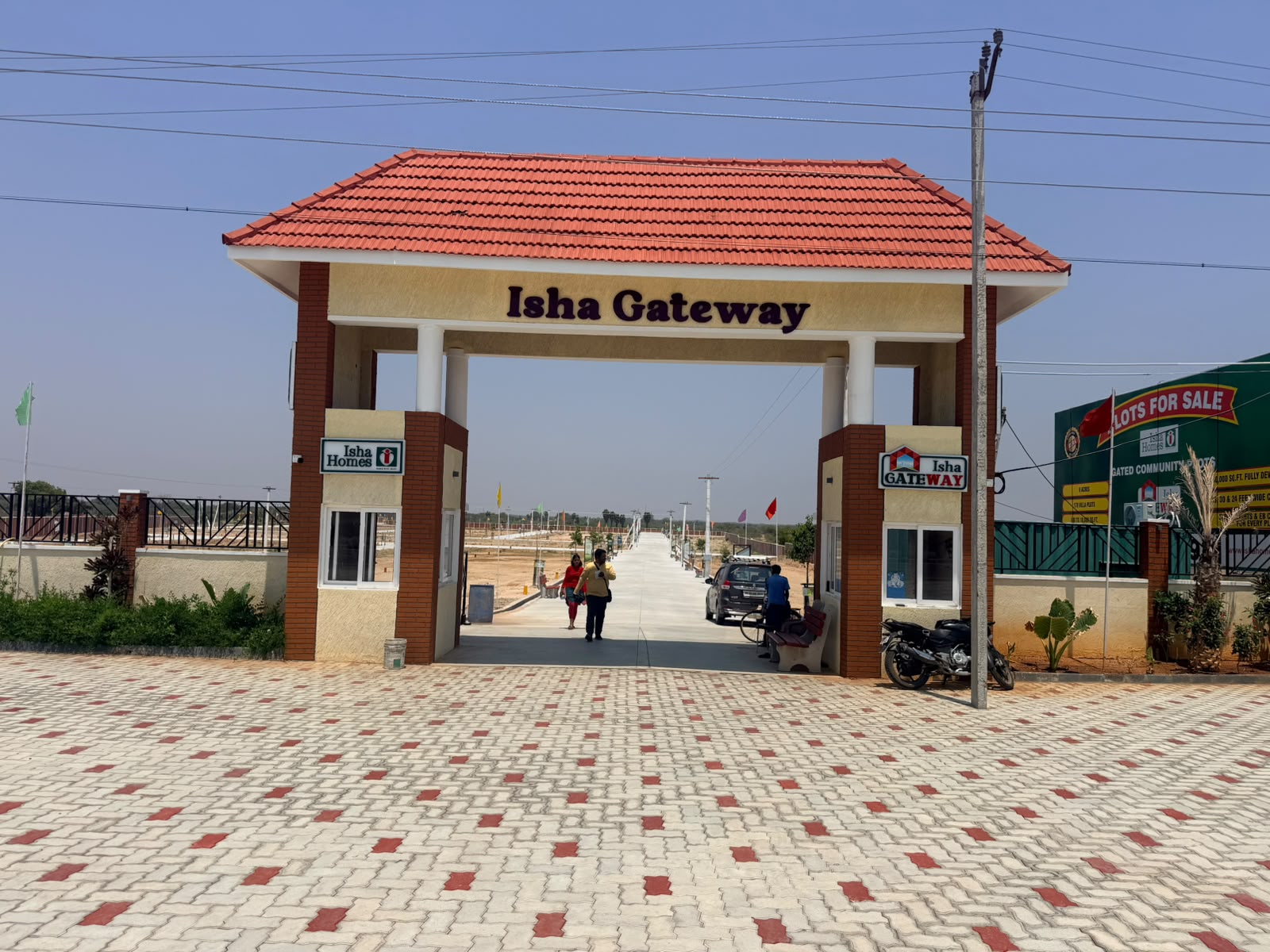 Isha Gateway — Grand Entrance Arch